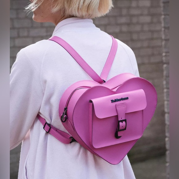 Heart Shaped Leather Backpack - Dr Martens - Picture 4 of 10